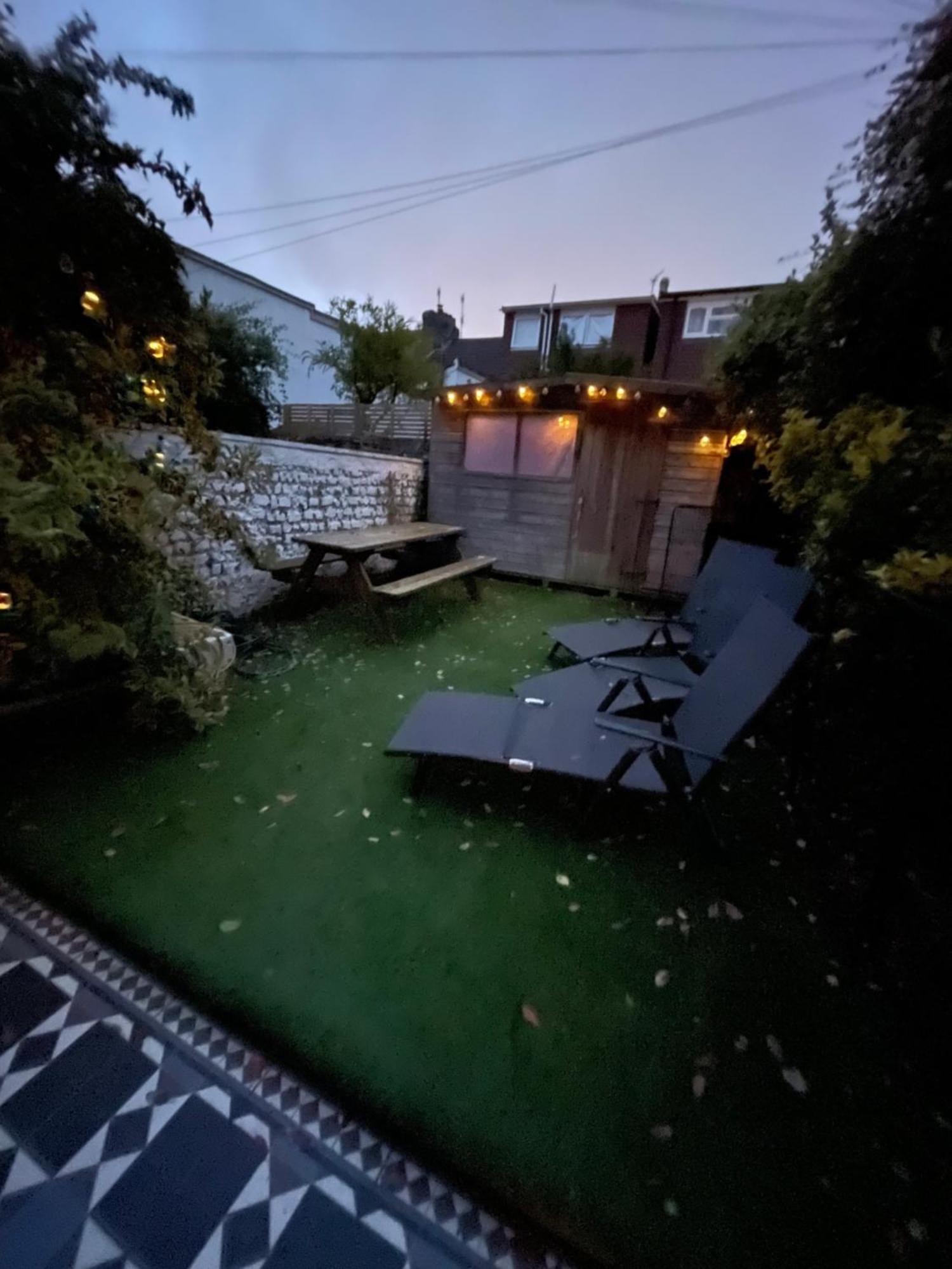 The Palms Brighton Villa Bagian luar foto